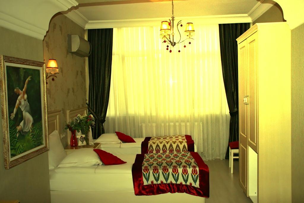 Hotel Divas 3*